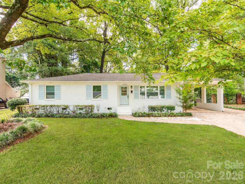 3326 Bonneville Drive, Charlotte, NC 28205.  MLS# CAR4418500, YatesRealty ID 24268. 