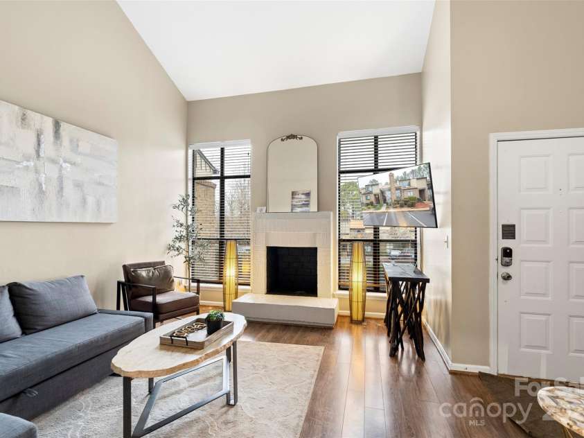 8039 Charter Oak Lane, Charlotte, NC 28226.  MLS# CAR4330793, YatesRealty ID 2427. 