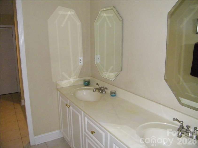 509 Main Street, Rockwell, NC 28138.  MLS# CAR4335018, YatesRealty ID 24270. 