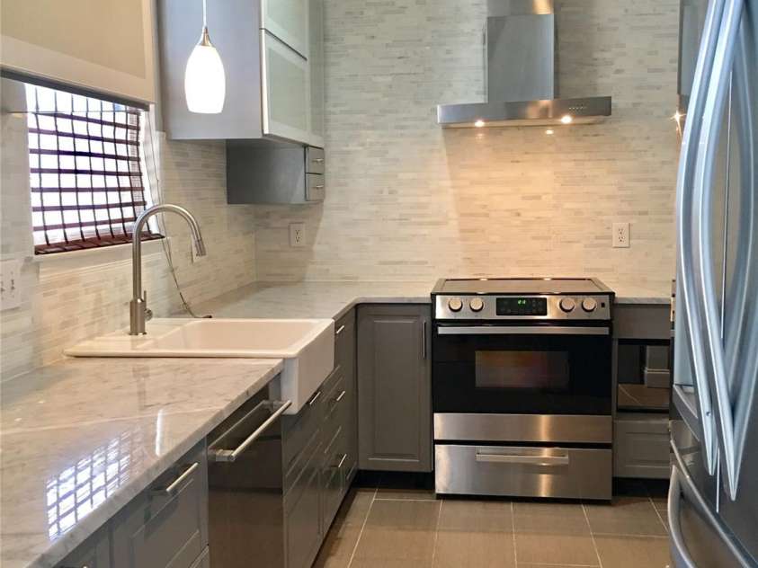 14231 Richmond Park Avenue, Charlotte, NC 28277.  MLS# CAR4278840, YatesRealty ID 24271. 