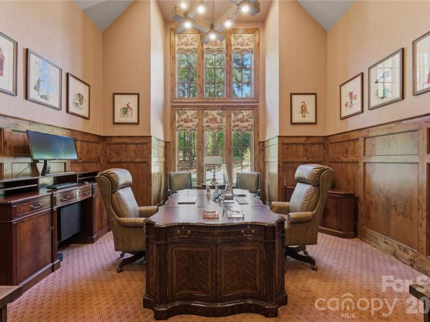 171 White Horse Drive, Mooresville, NC 28117.  MLS# CAR4367766, YatesRealty ID 24271. Executive Study