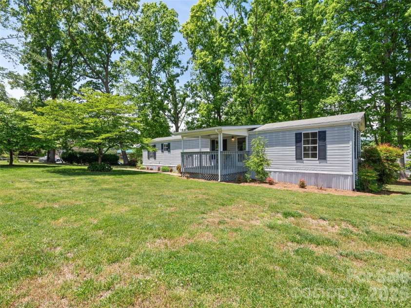 27 Presbyterian Church Road, Mills River, NC 28759.  MLS# CAR4379738, YatesRealty ID 24273. 