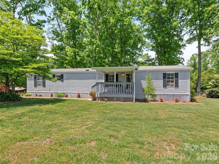 27 Presbyterian Church Road, Mills River, NC 28759.  MLS# CAR4379738, YatesRealty ID 24273. 