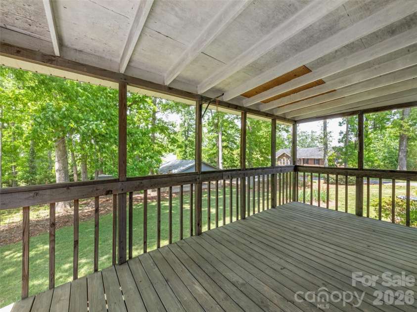 27 Presbyterian Church Road, Mills River, NC 28759.  MLS# CAR4379738, YatesRealty ID 24273. 