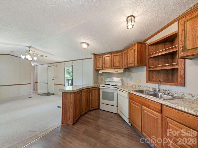 27 Presbyterian Church Road, Mills River, NC 28759.  MLS# CAR4379738, YatesRealty ID 24273. 