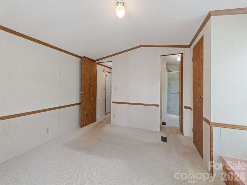 27 Presbyterian Church Road, Mills River, NC 28759.  MLS# CAR4379738, YatesRealty ID 24273. 