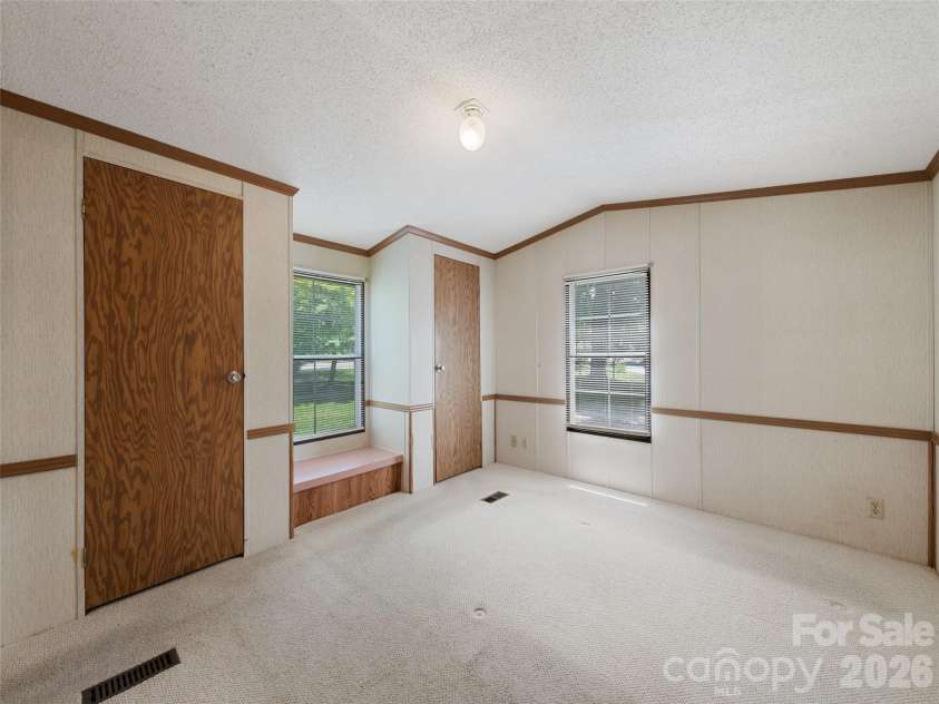 27 Presbyterian Church Road, Mills River, NC 28759.  MLS# CAR4379738, YatesRealty ID 24273. 