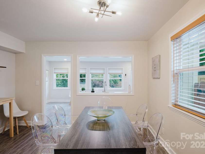 3307 Draper Avenue, Charlotte, NC 28205.  MLS# CAR4270035, YatesRealty ID 24273. 