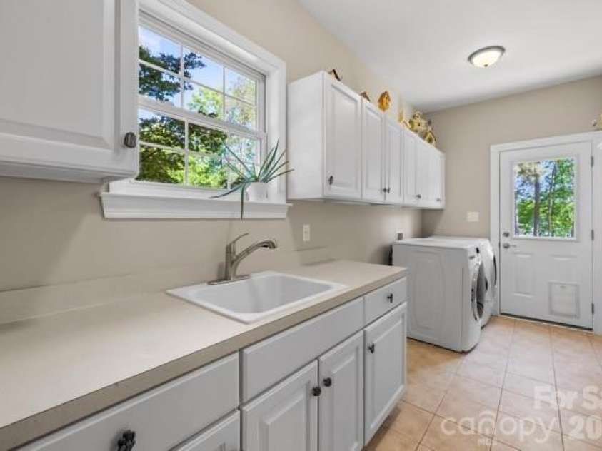 4292 Silver Eagle Court, Denver, NC 28037.  MLS# CAR4374118, YatesRealty ID 24275. 