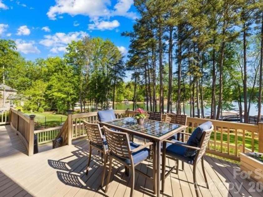 4292 Silver Eagle Court, Denver, NC 28037.  MLS# CAR4374118, YatesRealty ID 24275. 