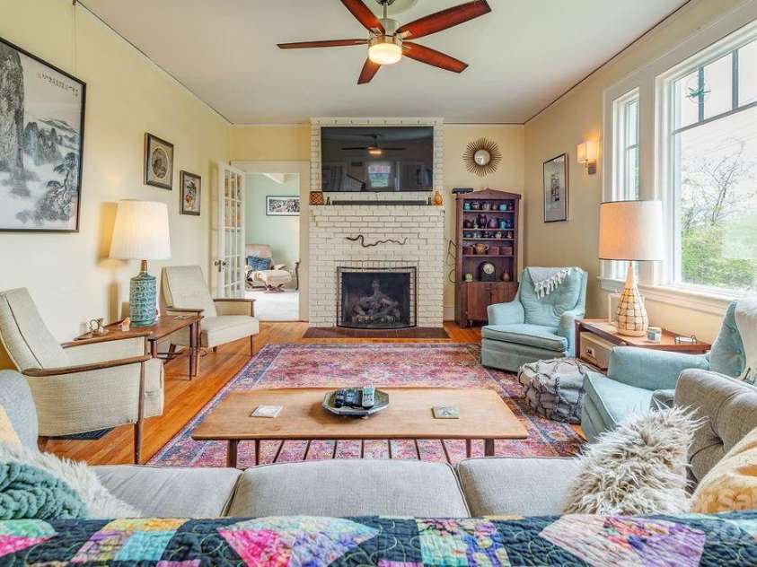 891 Hendersonville Road, Asheville, NC 28803.  MLS# CAR4250549, YatesRealty ID 24275. Light filled living room