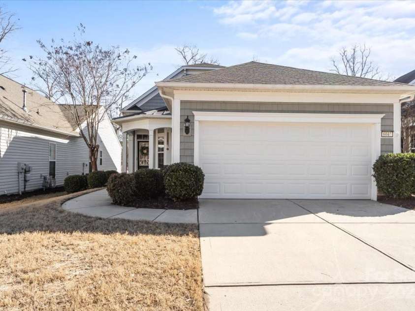 6044 Great Basin Lane, Fort Mill, SC 29707.  MLS# CAR4224927, YatesRealty ID 24277. 