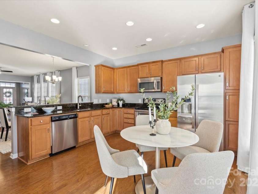 6044 Great Basin Lane, Fort Mill, SC 29707.  MLS# CAR4224927, YatesRealty ID 24277. 