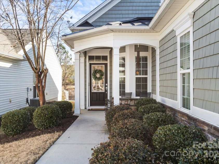 6044 Great Basin Lane, Fort Mill, SC 29707.  MLS# CAR4224927, YatesRealty ID 24277. 