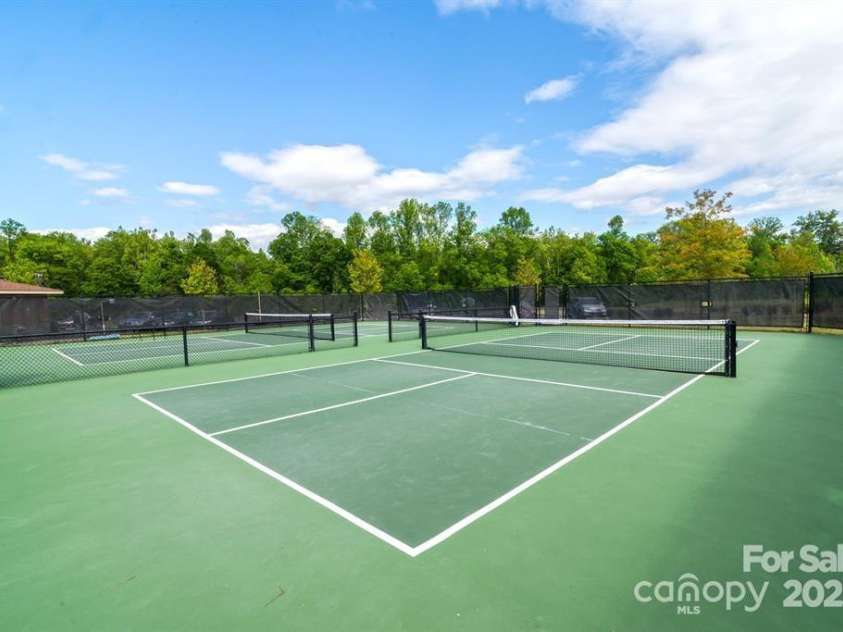 6044 Great Basin Lane, Fort Mill, SC 29707.  MLS# CAR4224927, YatesRealty ID 24277. 