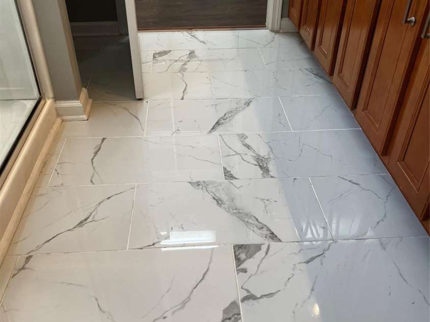 6044 Great Basin Lane, Fort Mill, SC 29707.  MLS# CAR4224927, YatesRealty ID 24277. Master Bath new tile