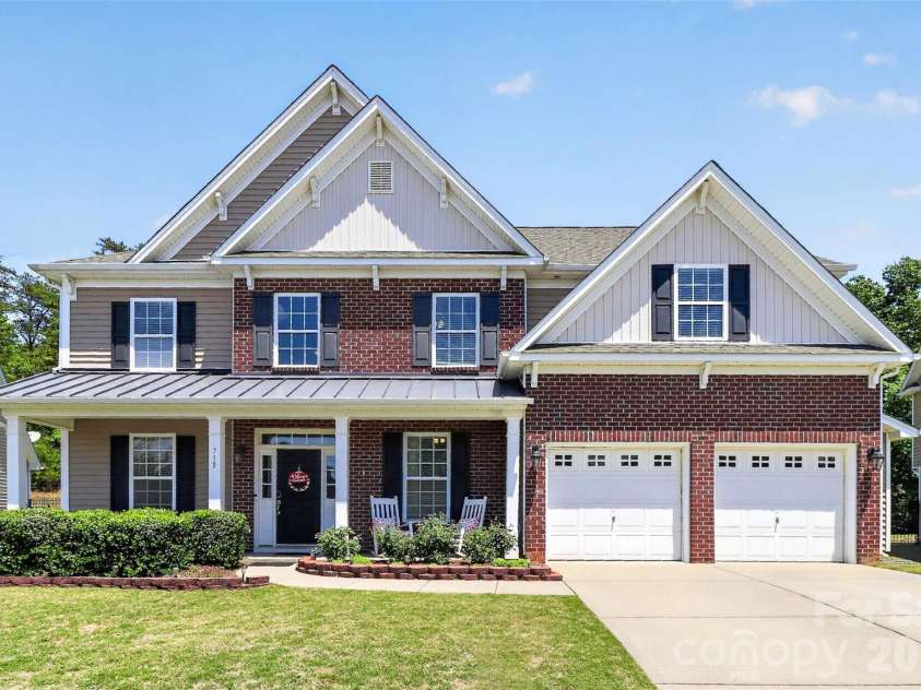 719 Fresia Drive, Tega Cay, SC 29708.  MLS# CAR4380255, YatesRealty ID 24277. 