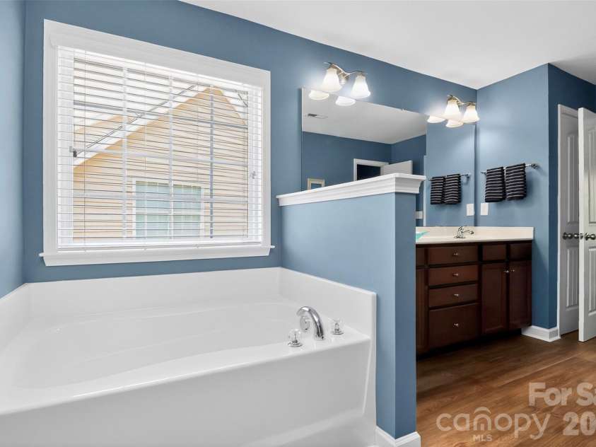 719 Fresia Drive, Tega Cay, SC 29708.  MLS# CAR4380255, YatesRealty ID 24277. 