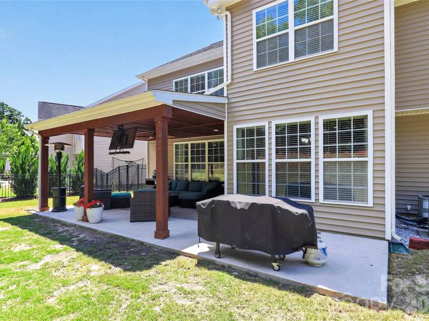 719 Fresia Drive, Tega Cay, SC 29708.  MLS# CAR4380255, YatesRealty ID 24277. 