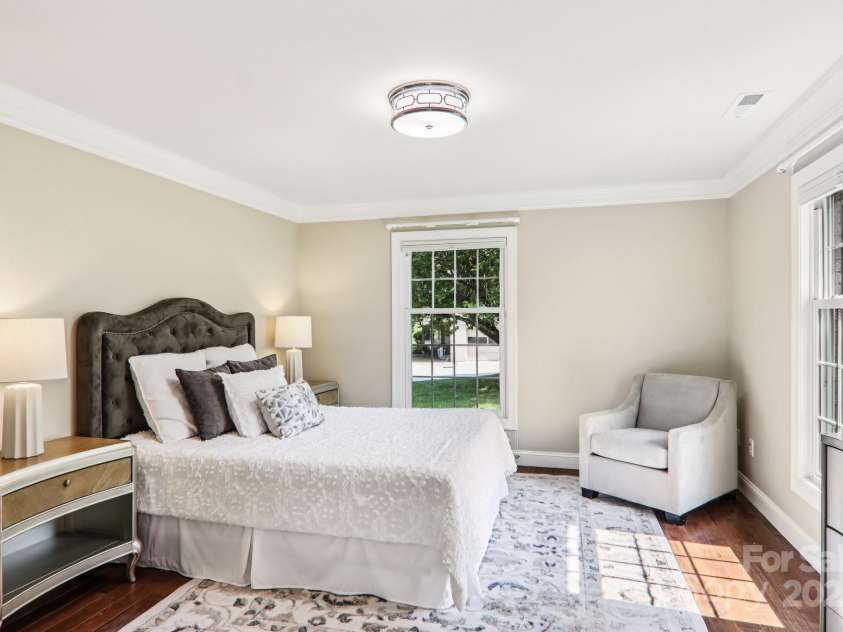 119 Hawthorn Drive, Hendersonville, NC 28791.  MLS# CAR4260903, YatesRealty ID 24278. 2nd Primary Bedroom