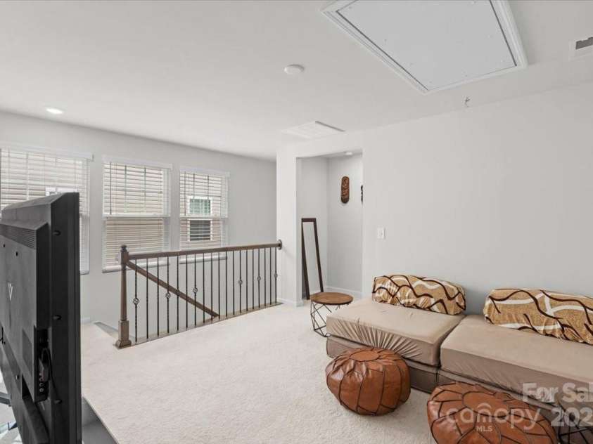 13044 Cottage Crest Lane, Charlotte, NC 28273.  MLS# CAR4224389, YatesRealty ID 2428. 