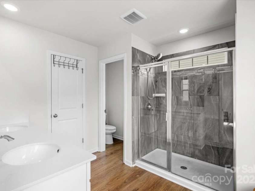 13044 Cottage Crest Lane, Charlotte, NC 28273.  MLS# CAR4224389, YatesRealty ID 2428. 