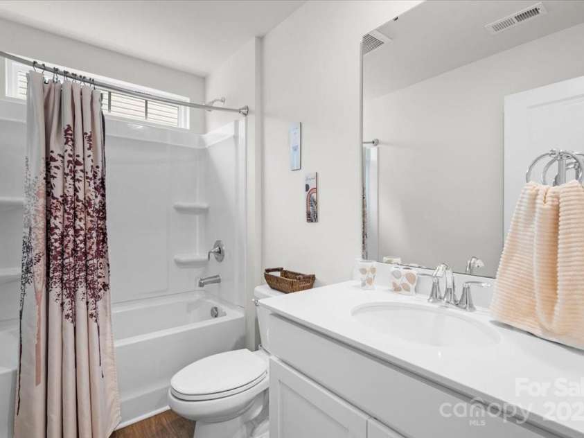 13044 Cottage Crest Lane, Charlotte, NC 28273.  MLS# CAR4224389, YatesRealty ID 2428. 