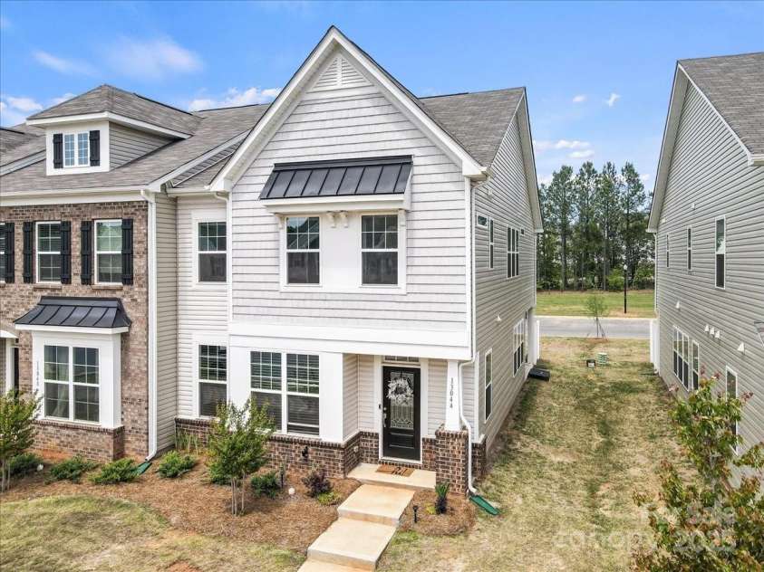 13044 Cottage Crest Lane, Charlotte, NC 28273.  MLS# CAR4224389, YatesRealty ID 2428. 