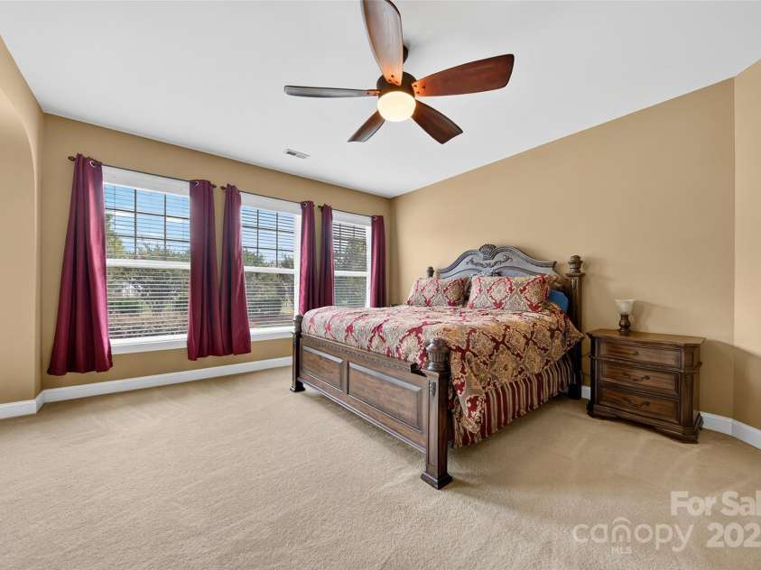 103 Glenholden Lane, Mooresville, NC 28115.  MLS# CAR4215000, YatesRealty ID 24280. 