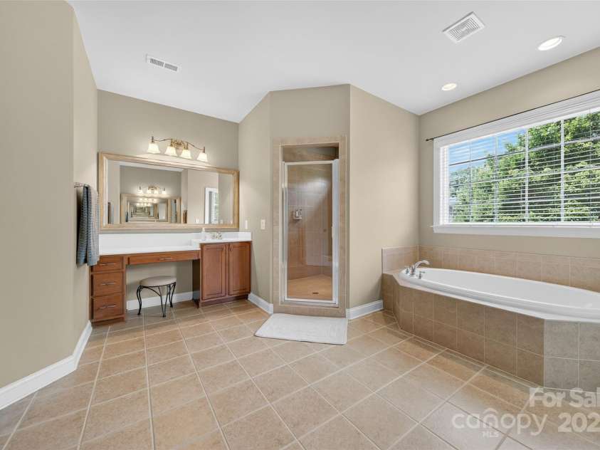 103 Glenholden Lane, Mooresville, NC 28115.  MLS# CAR4215000, YatesRealty ID 24280. 