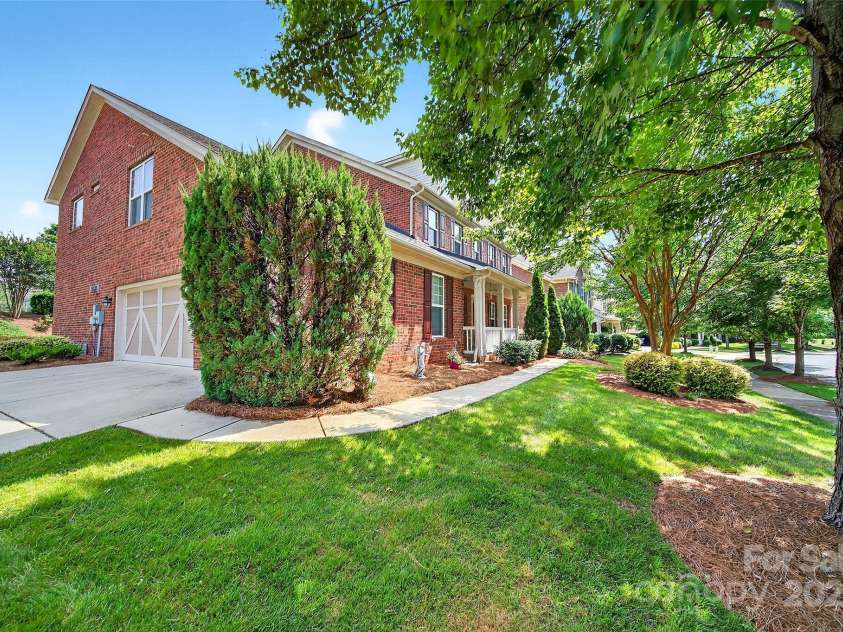 103 Glenholden Lane, Mooresville, NC 28115.  MLS# CAR4215000, YatesRealty ID 24280. 