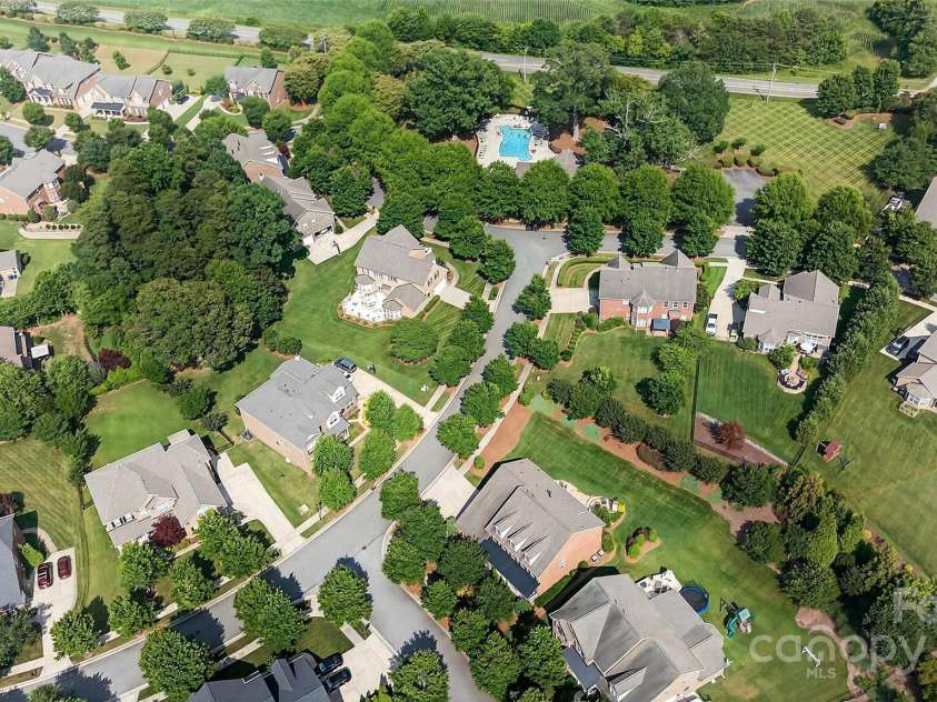 103 Glenholden Lane, Mooresville, NC 28115.  MLS# CAR4215000, YatesRealty ID 24280. 