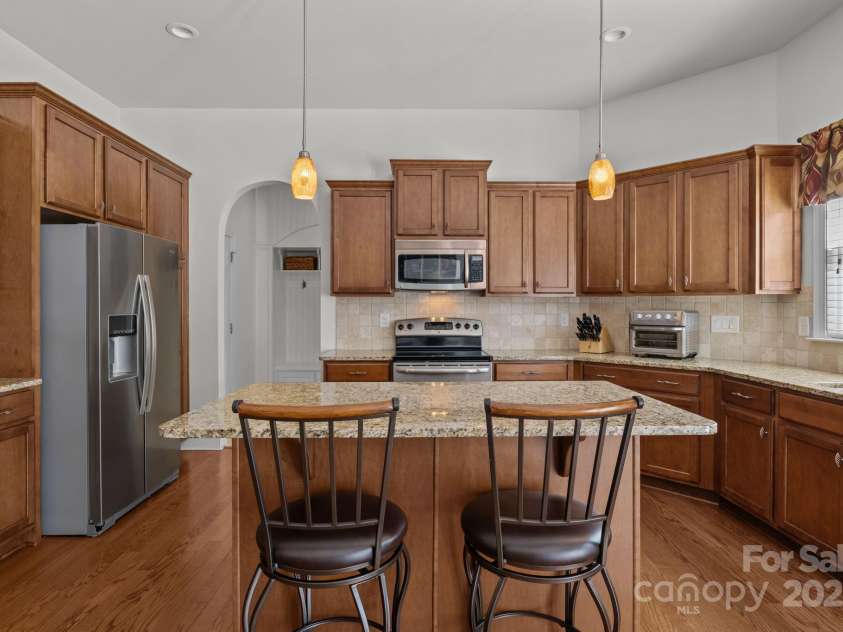 103 Glenholden Lane, Mooresville, NC 28115.  MLS# CAR4315820, YatesRealty ID 24280. 