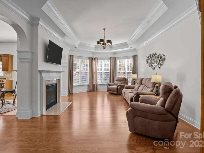 103 Glenholden Lane, Mooresville, NC 28115.  MLS# CAR4315820, YatesRealty ID 24280. 