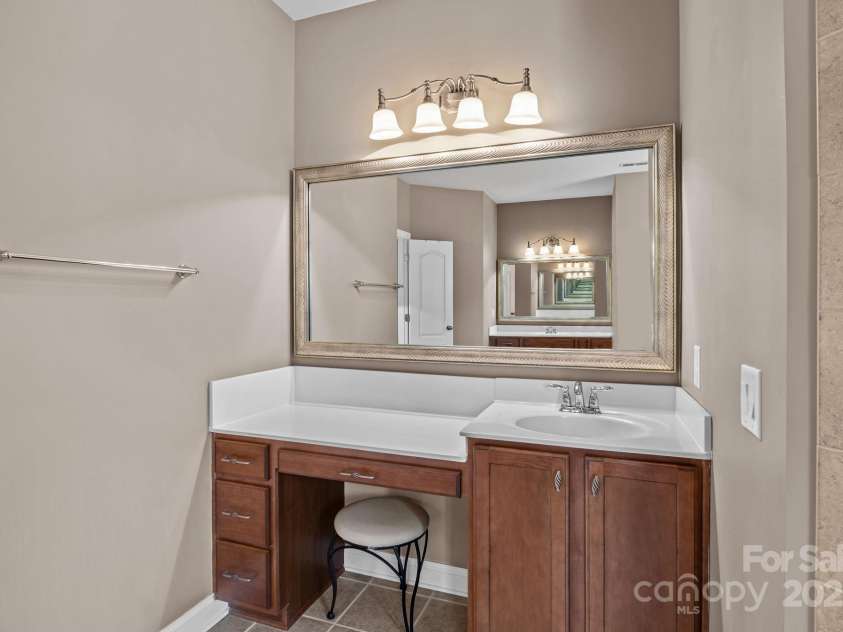 103 Glenholden Lane, Mooresville, NC 28115.  MLS# CAR4315820, YatesRealty ID 24280. 