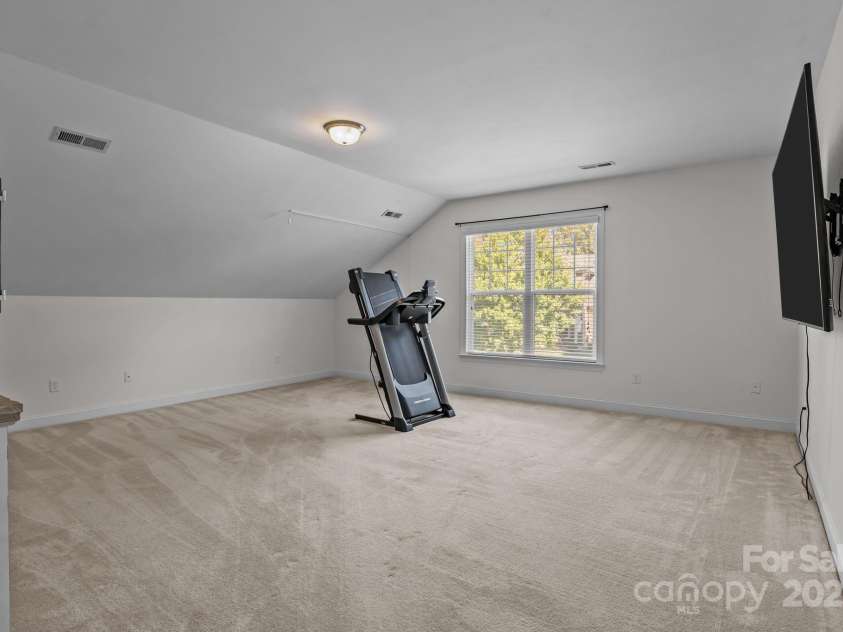 103 Glenholden Lane, Mooresville, NC 28115.  MLS# CAR4315820, YatesRealty ID 24280. 