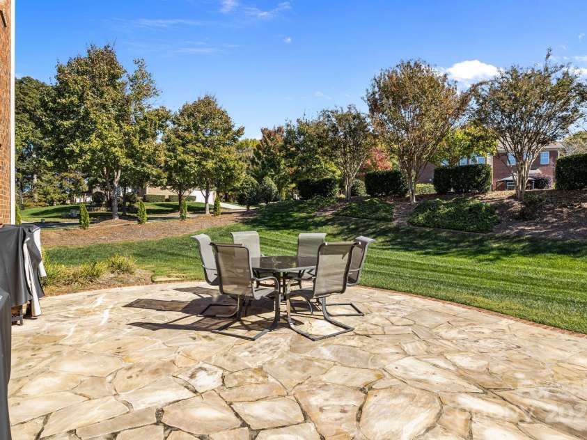 103 Glenholden Lane, Mooresville, NC 28115.  MLS# CAR4315820, YatesRealty ID 24280. 