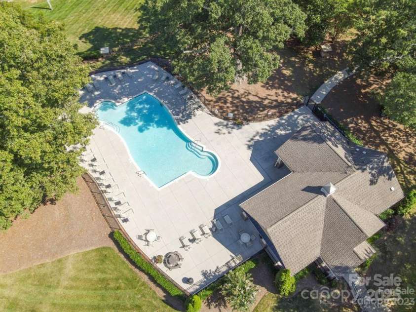 103 Glenholden Lane, Mooresville, NC 28115.  MLS# CAR4315820, YatesRealty ID 24280. 