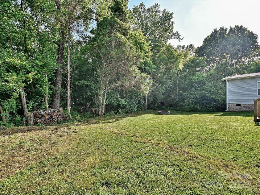 1140 Randall Court, Concord, NC 28025.  MLS# CAR4272357, YatesRealty ID 24281. 