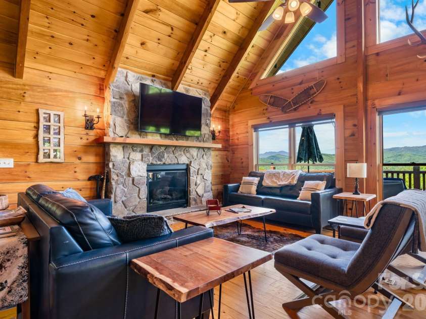 6749 Fire Crest Lane, Lenoir, NC 28645.  MLS# CAR4377295, YatesRealty ID 24281. 