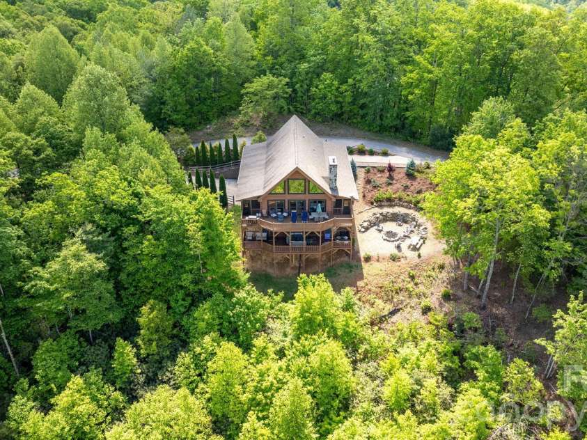 6749 Fire Crest Lane, Lenoir, NC 28645.  MLS# CAR4377295, YatesRealty ID 24281. 