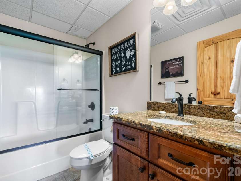 6749 Fire Crest Lane, Lenoir, NC 28645.  MLS# CAR4377295, YatesRealty ID 24281. Basement Full Bath