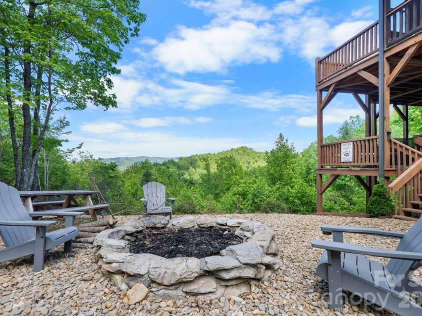 6749 Fire Crest Lane, Lenoir, NC 28645.  MLS# CAR4377295, YatesRealty ID 24281. Fire Pit / Picnic Area