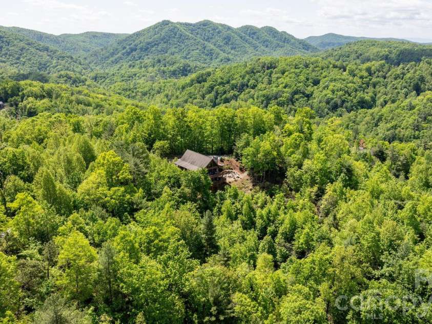 6749 Fire Crest Lane, Lenoir, NC 28645.  MLS# CAR4377295, YatesRealty ID 24281. Surrounding Mountains