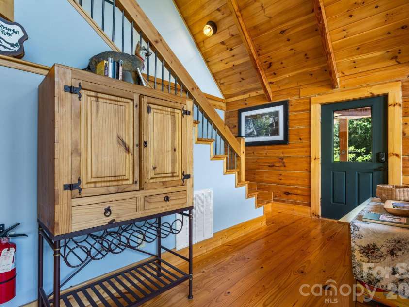 6749 Fire Crest Lane, Lenoir, NC 28645.  MLS# CAR4377295, YatesRealty ID 24281. Welcome to 6749 Fire Crest Ln!
