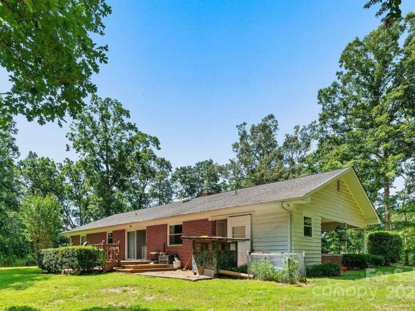 4411 US 221 Highway, Forest City, NC 28043.  MLS# CAR4271996, YatesRealty ID 24283. 