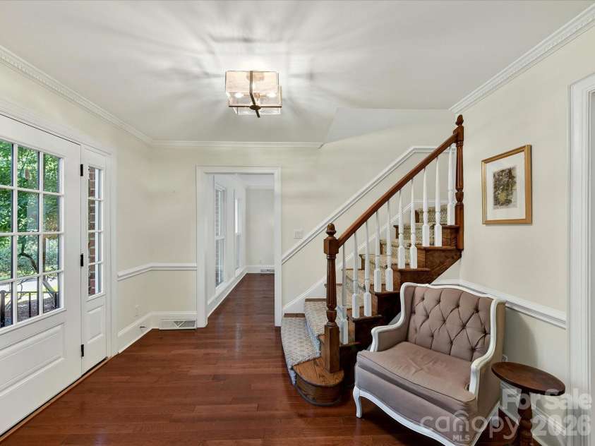 9912 Hanover Hollow Drive, Charlotte, NC 28210.  MLS# CAR4380529, YatesRealty ID 24283. 