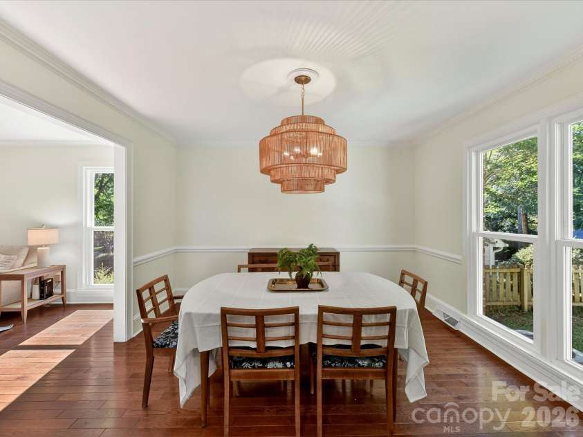 9912 Hanover Hollow Drive, Charlotte, NC 28210.  MLS# CAR4380529, YatesRealty ID 24283. 