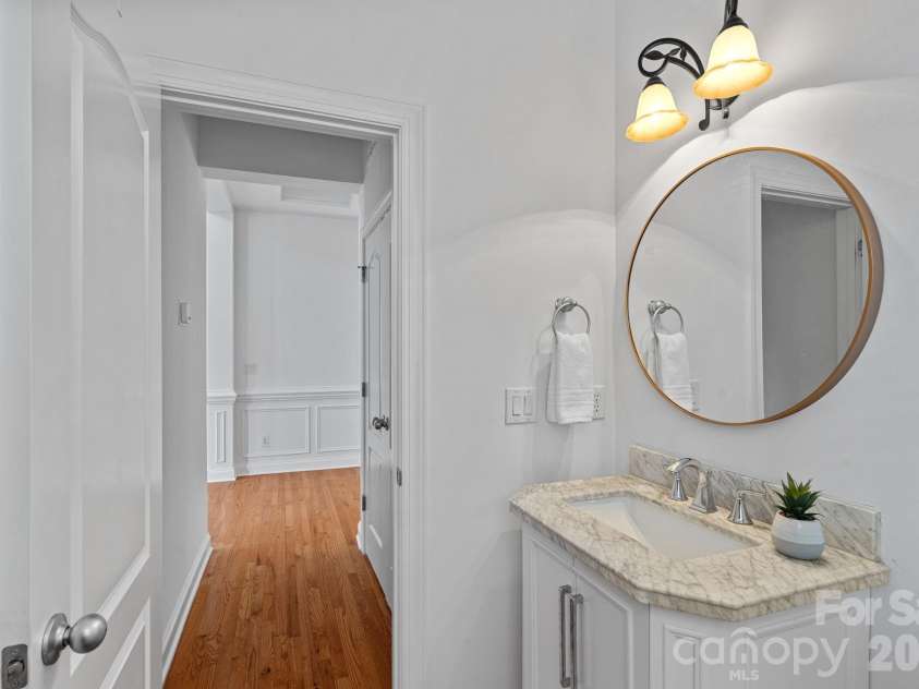 9927 Daufuskie Drive, Charlotte, NC 28278.  MLS# CAR4350655, YatesRealty ID 24285. 