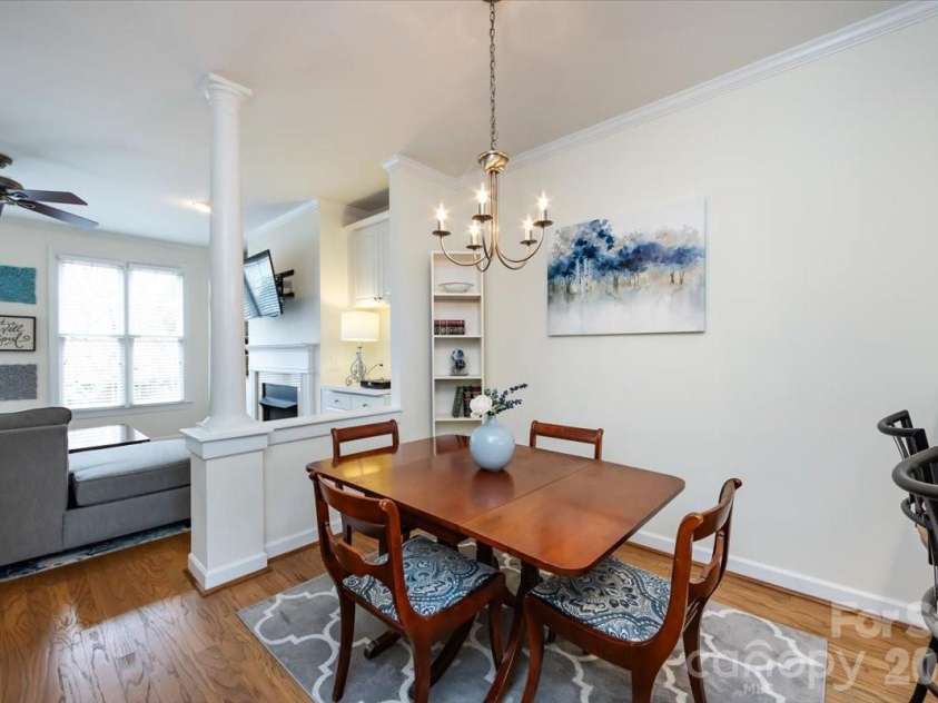 3443 Slope Lane, Charlotte, NC 28209.  MLS# CAR4376974, YatesRealty ID 24286. 